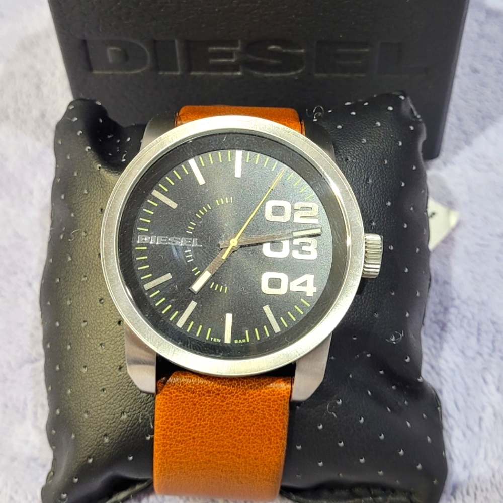 💎SOLD💎Diesel men's watch